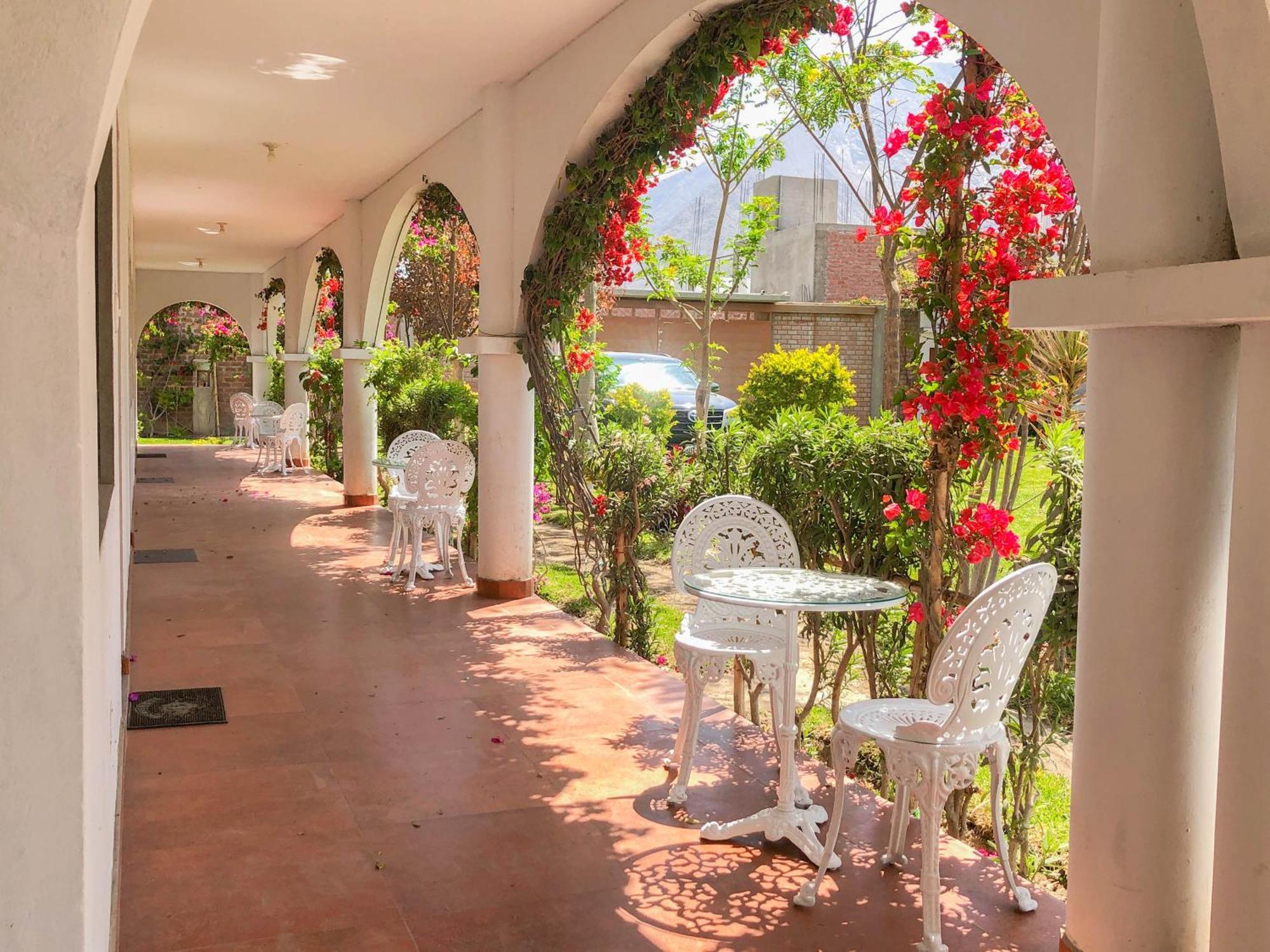Casa Hotel Mamaluna Lunahuaná Exterior photo